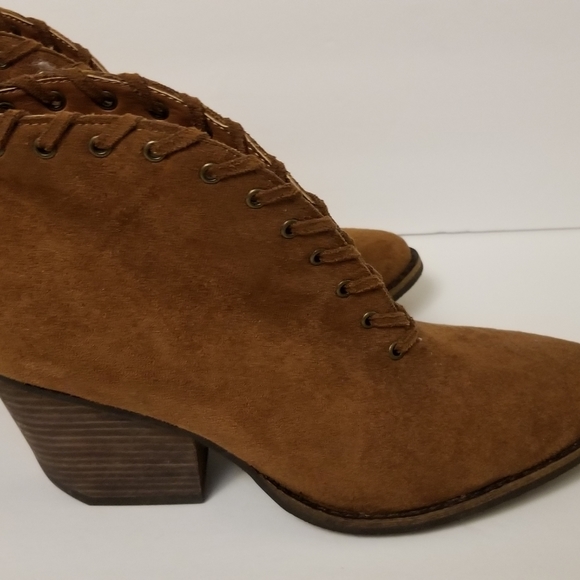 Coconuts by Matisse Booties - Picture 2 of 7